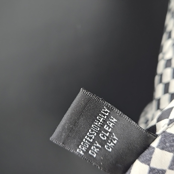 Black and White Diamond Pattern Checkered Silk Blouse Button Front 16 - Picture 6 of 8